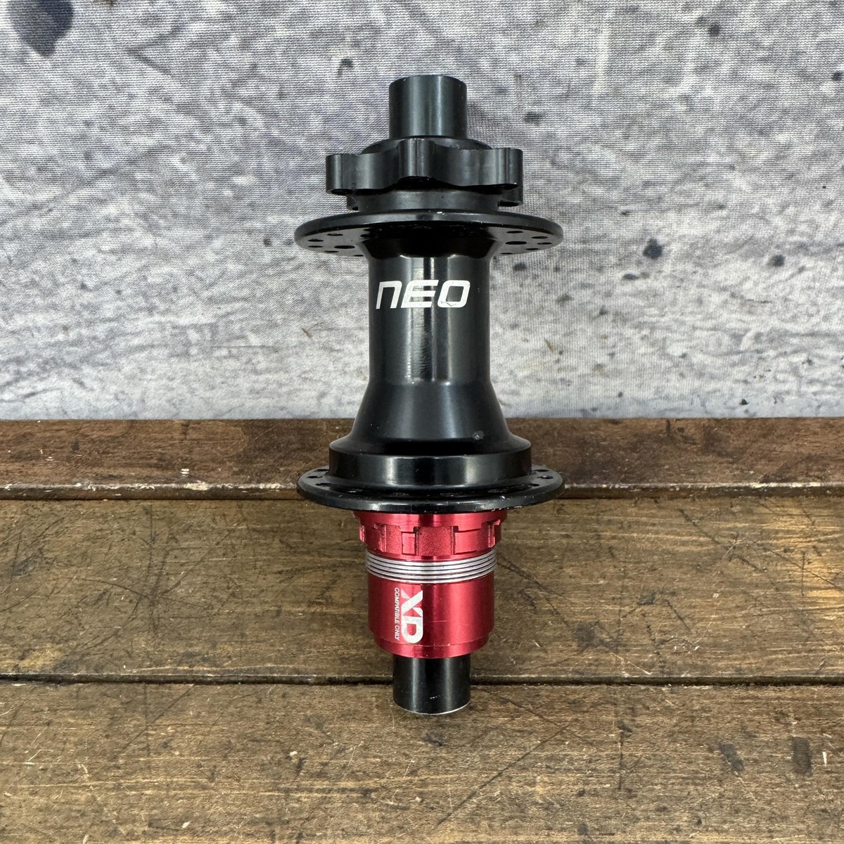 Stan's NoTubes Neo Rear Hub SRAM XD 32H 12x148mm 6-Bolt Disc MTB