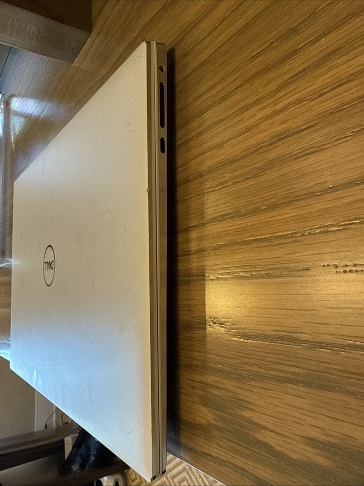 Dell XPS 15 9500 i9 - Image 3 of 4