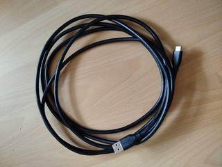 2 Ladekabel USB auf USB C schwarz 1x 3 0m Anker 1x 1 5m hama gebr.