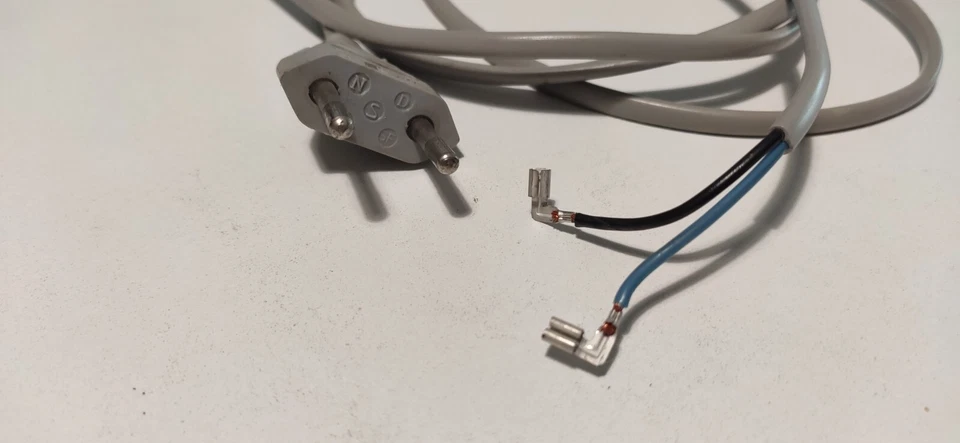 THORENS TD145, TD146, TD147, TD160, TD166... - Câble secteur - Photo 3/3