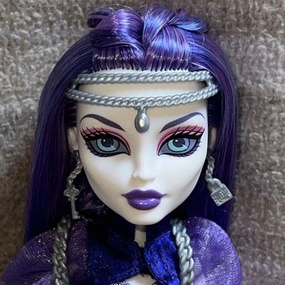 Monster High G3 Spectra Vondergeist Puppe Repaint Custom