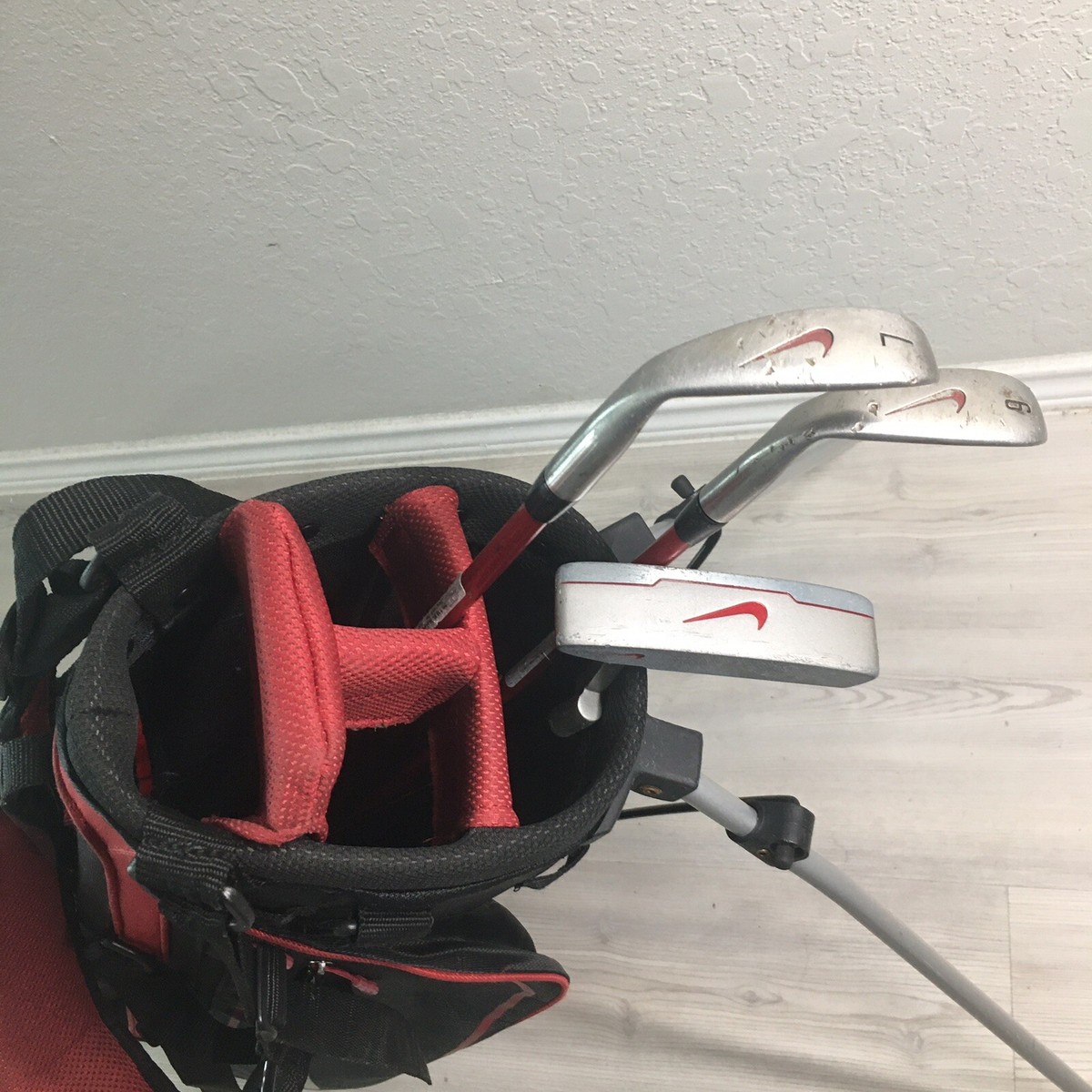 Nike Junior Youth VRS Golf 5-way Bag with Stand 7 9 Iron and