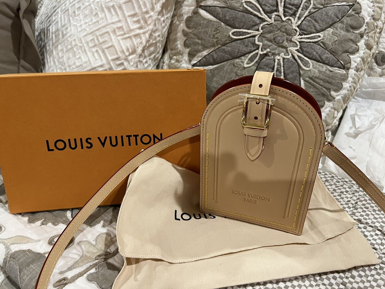Shop Louis Vuitton 2023 SS Casual Style 2WAY Plain Leather Party Style  Elegant Style (Pochette Name Tag XL, M82225) by Mikrie