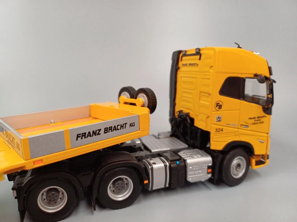 WSI - Volvo FH5 GL 6x4 SL Tieflader 6achs "Franz Bracht"   Neu + OVP 1:50 - Bild 4 von 4