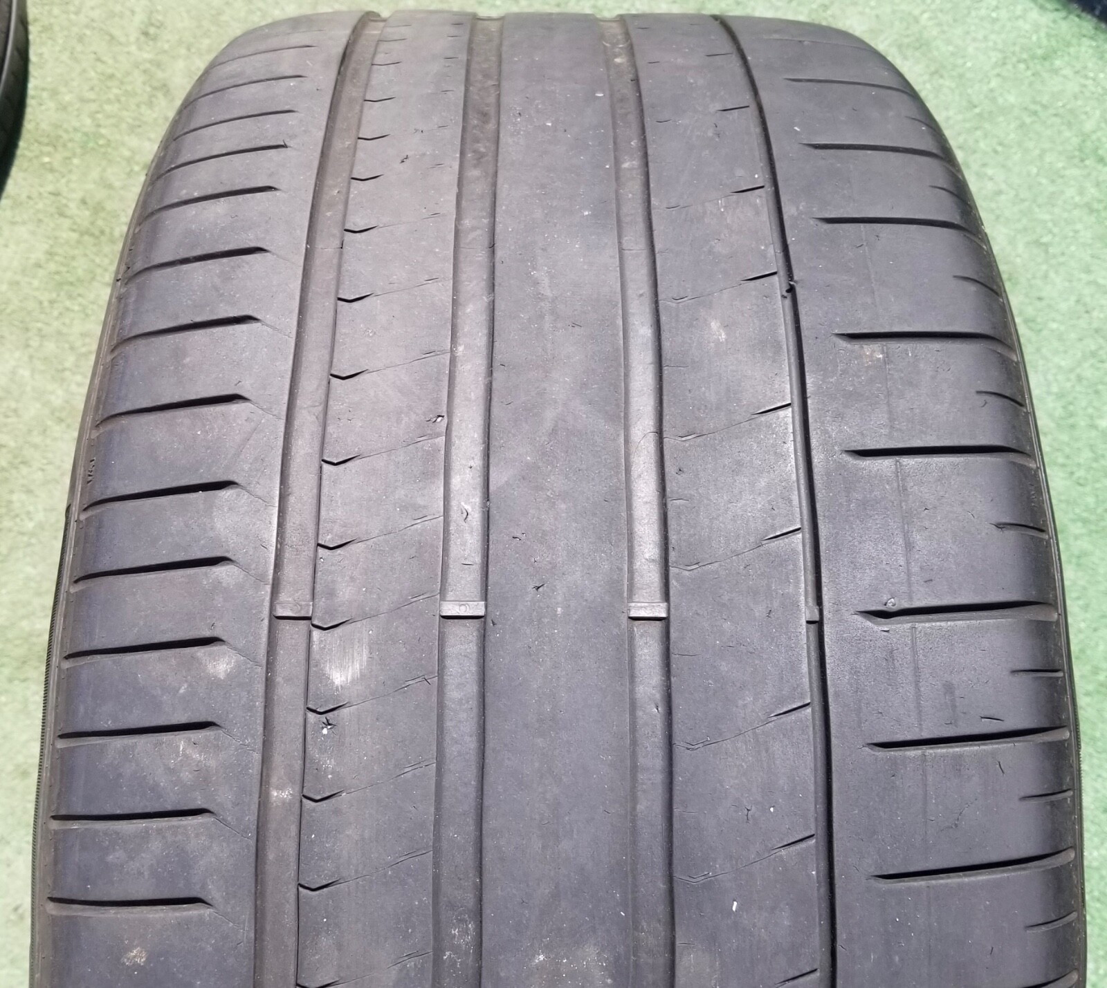 325/30R23 Pirelli P Zero PZ4 Tires Two L Lamborghini Urus 325/30ZR-23 50% Tread