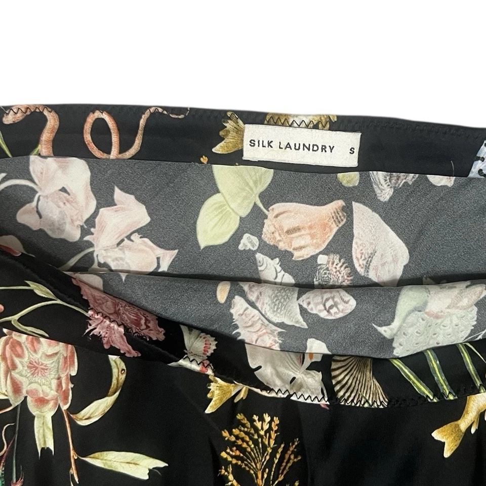 Silk Laundry Skirt Size S 10 Small Midi Animalia Print Satin Elastic Waist Foto 3 de 4