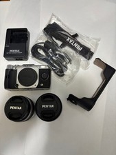 PENTAX Q7 Mirrorless Camera Double Zoom Kit 02 06 Excellent Condition