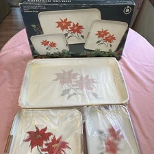 Vintage Himark Three Piece Christmas Nesting Serving Tray Set Lacquer Ware NOS