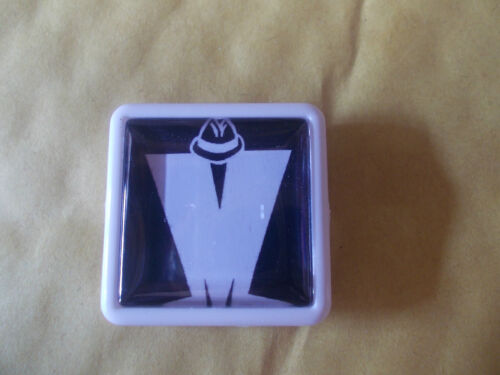 MADNESS LOGO PIN BADGE  - Picture 1 of 1