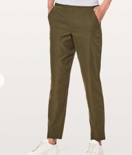 Lululemon City Trek Trouser 28" Green Womens Sz 4 Office Travel Commuter Pants