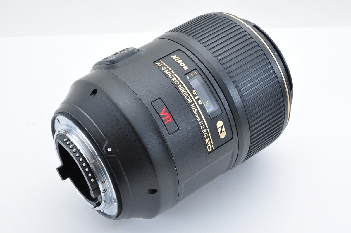 NikonレンズAF-S MICRO NIKKOR105mm 1:2.8G ED Amazon.com: Nikon AF-S VR Micro-NIKKOR 105mm f/2.8G IF-ED Lens