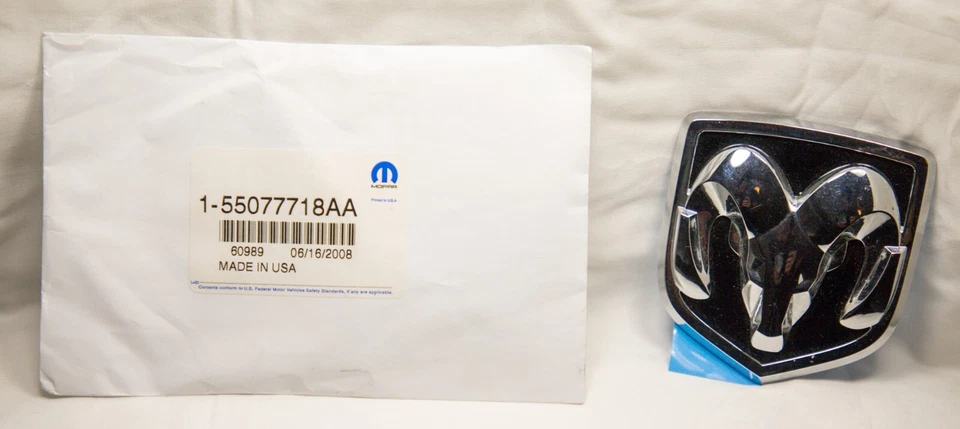 Dodge Ram 1500 - 3500 Ram cabeza emblema insignia calcomanía puerta trasera Mopar NOS 55077718AA Foto 2 de 4