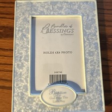 “Un paquete de bendiciones” 4”x6” Portafotos Bautismo “Dios bendiga a este niño”