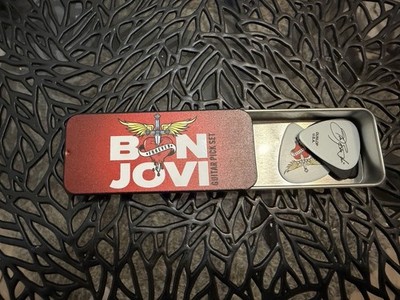 BON JOVI FOREVER TOUR 2026 PLECTRUMS WEMBLEY STADIUM OFFICIAL MERCHANDISING