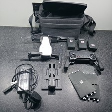DJI Mavic Air Ready to Fly Drone Bundle w/ Remote, 3 Batteries, Case