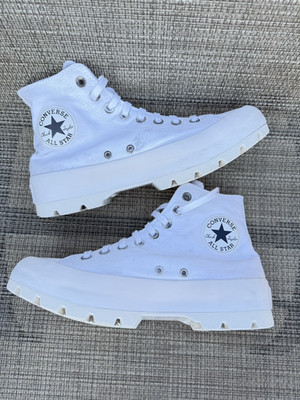 Converse Women's Chuck Taylor All-Star White Lugged 2.0 Boot Sneakers Sz US 10W