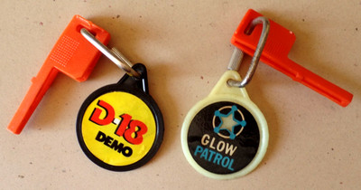 2 Vintage 1980 KIDCO Keys D-18 DEMO & GLOW PATROL