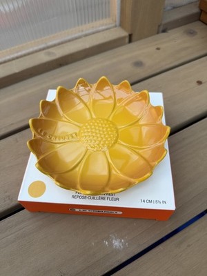 Le Creuset - Nectar Sunflower Flower Spoon Rest Holder NIB