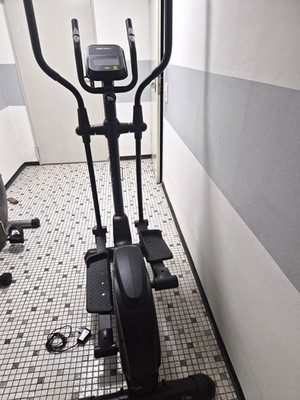 Neuer Trex Sport Stark TX700ECT Crosstrainer -1x aufgebaut!