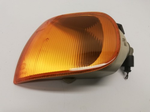 VW Polo 6N1 -  Blinker Blinkleuchte Scheinwerfer vorne links  6N0953049B  (09)