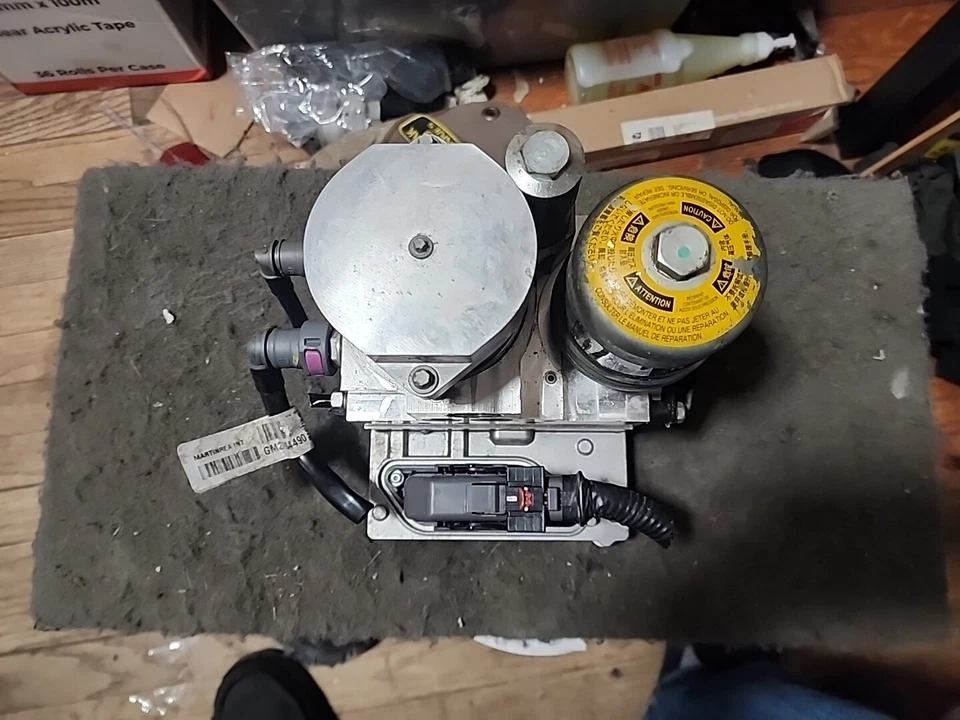 2012-2015 Chevy Volt AB BOMBA ANTIBLOQUEO MONTAJE 22877029 OEM 12 13 15 Foto 2 de 4