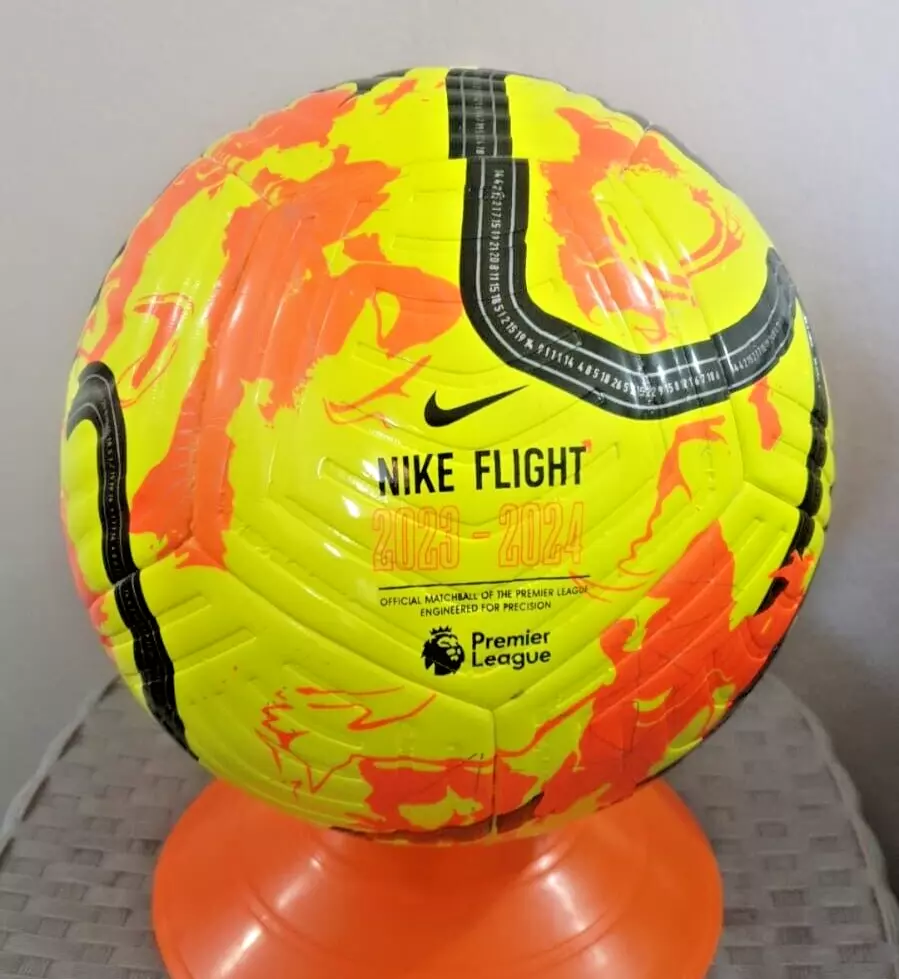 Nike Flight 2023-2024 Premier League soccer ball official match ball size 5