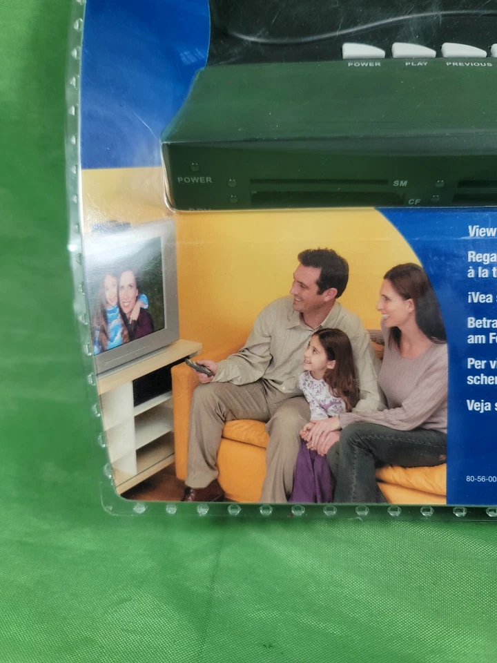 Digital Photo Viewer W/ Remote Plug N Play SanDisk SDV1-A SD Memory Cards Smart - Image 4 of 4