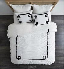 Villa by Noble Excellence Elegant Comfort Full Queen Duvet White Black 