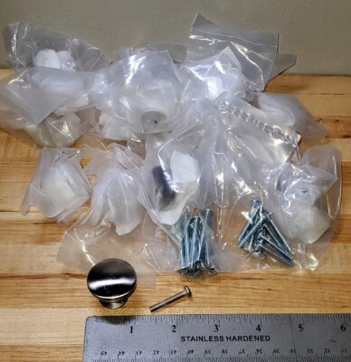 18 Nickle Cupboard/ Drawer Pulls/ Knobs 1'' NEW