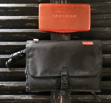 Skip Hop Pronto Wipe Clean Baby Changing Station  Diaper Clutch Wipe Case Black
