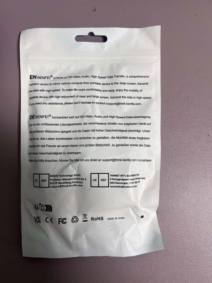 Benfei Display Port to VGA Adapter - Image 2 of 2