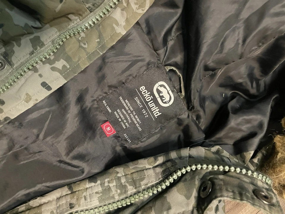 Y2K Ecko Unltd Men Puffer Jacket Hooded Fur Green Camo Full Zip Sz M - Image 3 of 4