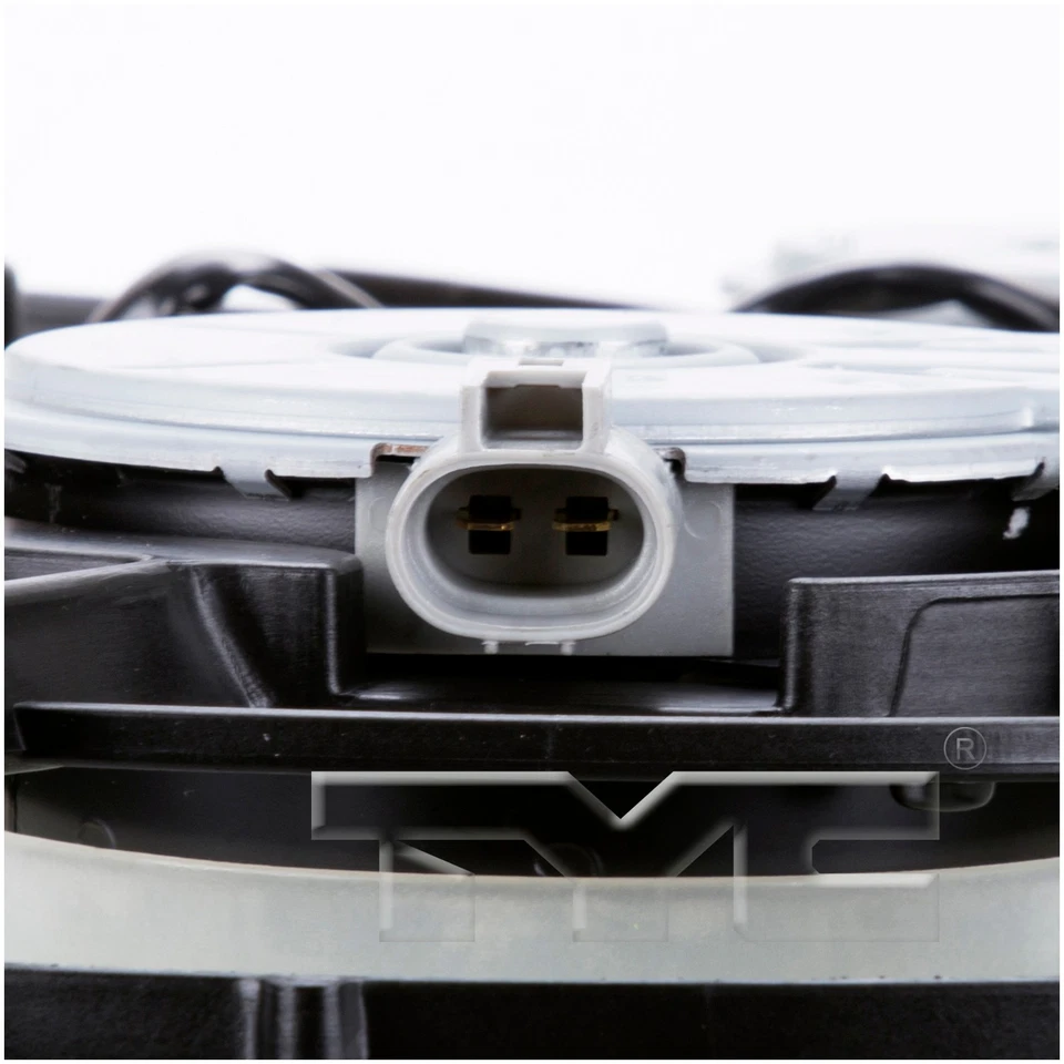 Conjunto de ventilador condensador y radiador doble TYC para Toyota Prius V 2012-2017 1,8 L Foto 4 de 4