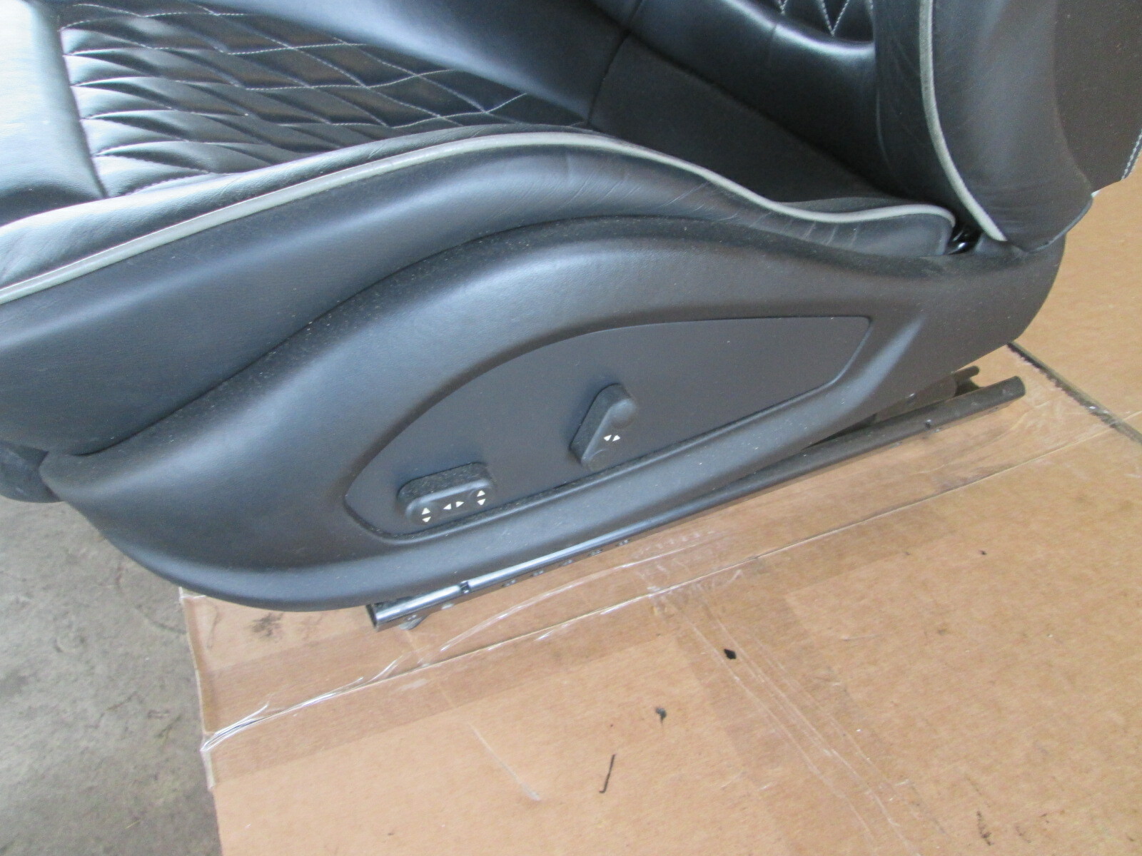 Ferrari California - LH Seat Complete