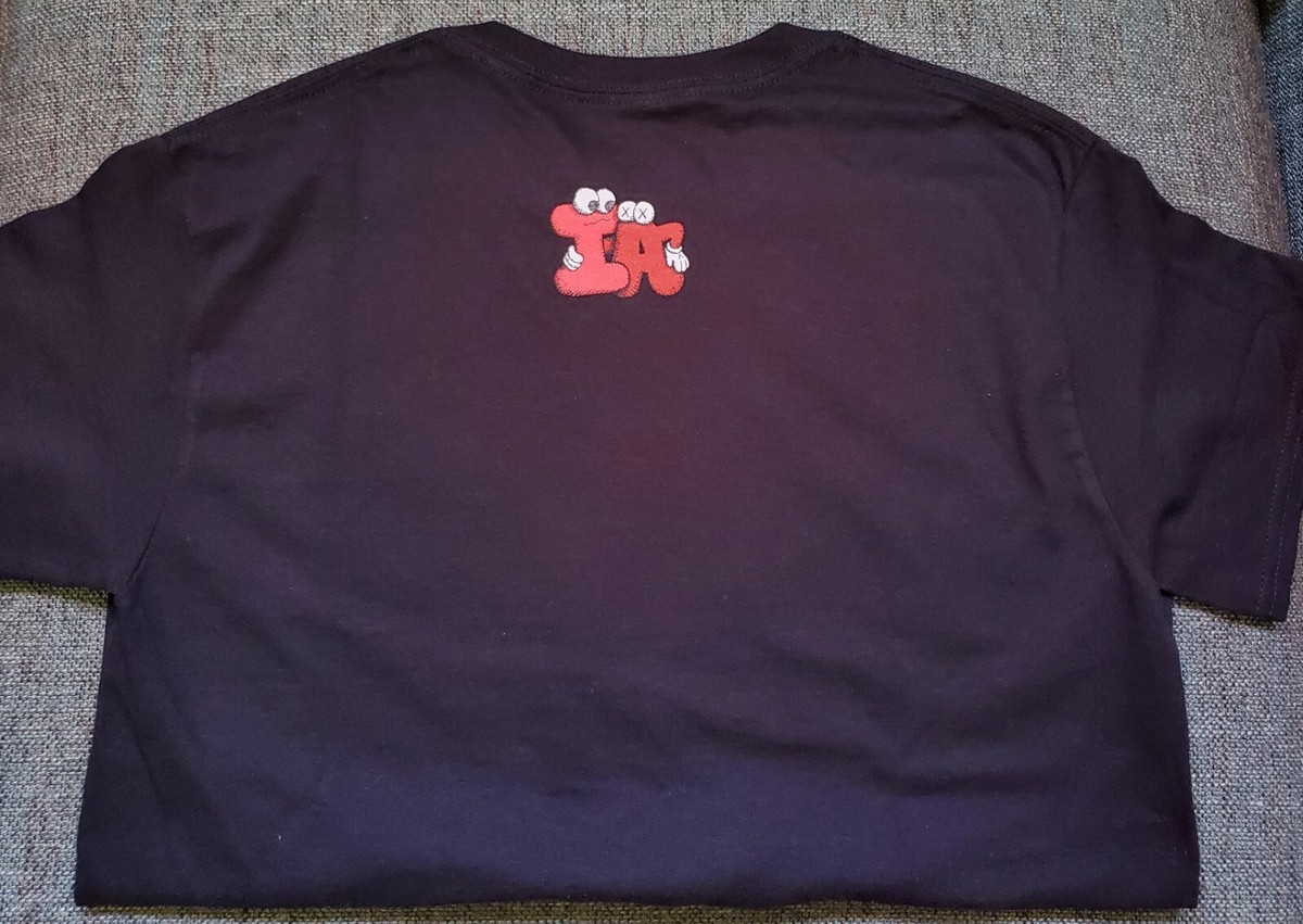 infinite archives x kaws t-shirt Sサイズ infinite archives x kaws t-shirt Sサイズ infinite archives x