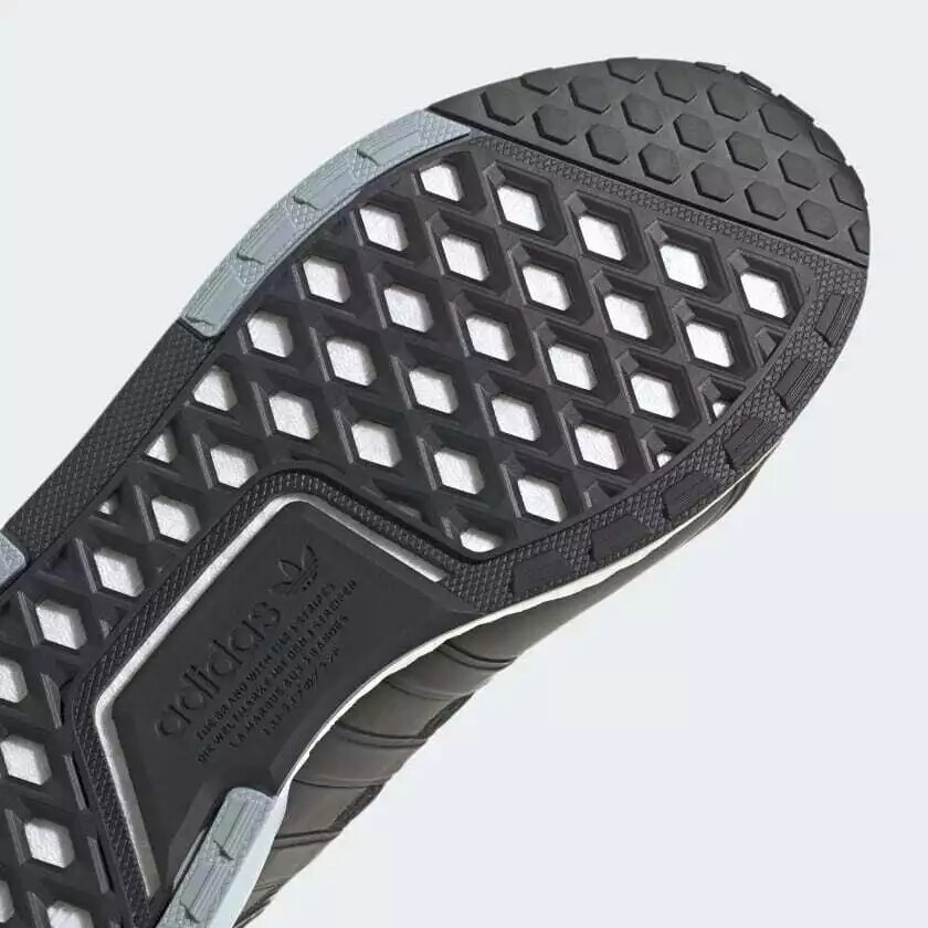 adidas Originals NMD V3 Boost Black Green White Men Ultra adidas Originals NMD V3 Boost Black Green White Men Ultra