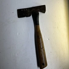 Vintage Original PLUMB PLVMB Wood Handle Carpenter Roofing Axe Hatchet Hammer