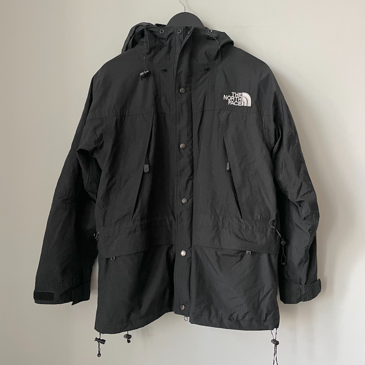 The North Face Summit Series Gore-TEX Mountain Shell Jacket