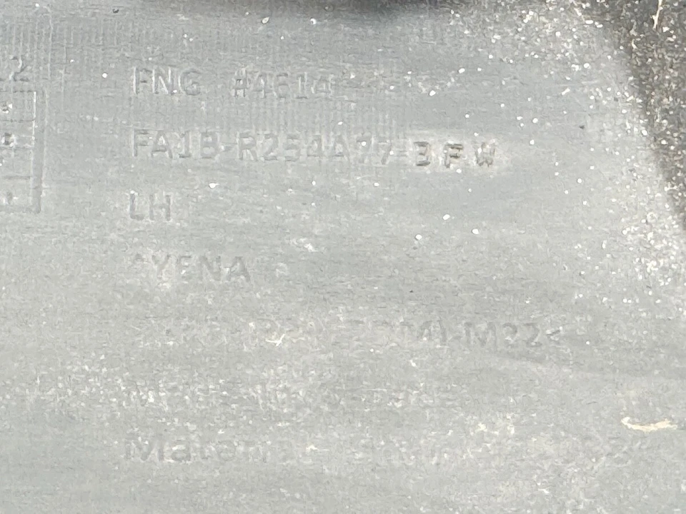16-18 LINCOLN MKX CONDUCTOR TRASERO IZQUIERDO PUERTA LATERAL IZQUIERDA MOLDURA INFERIOR CUBIERTA MOLDURA OEM Foto 3 de 4