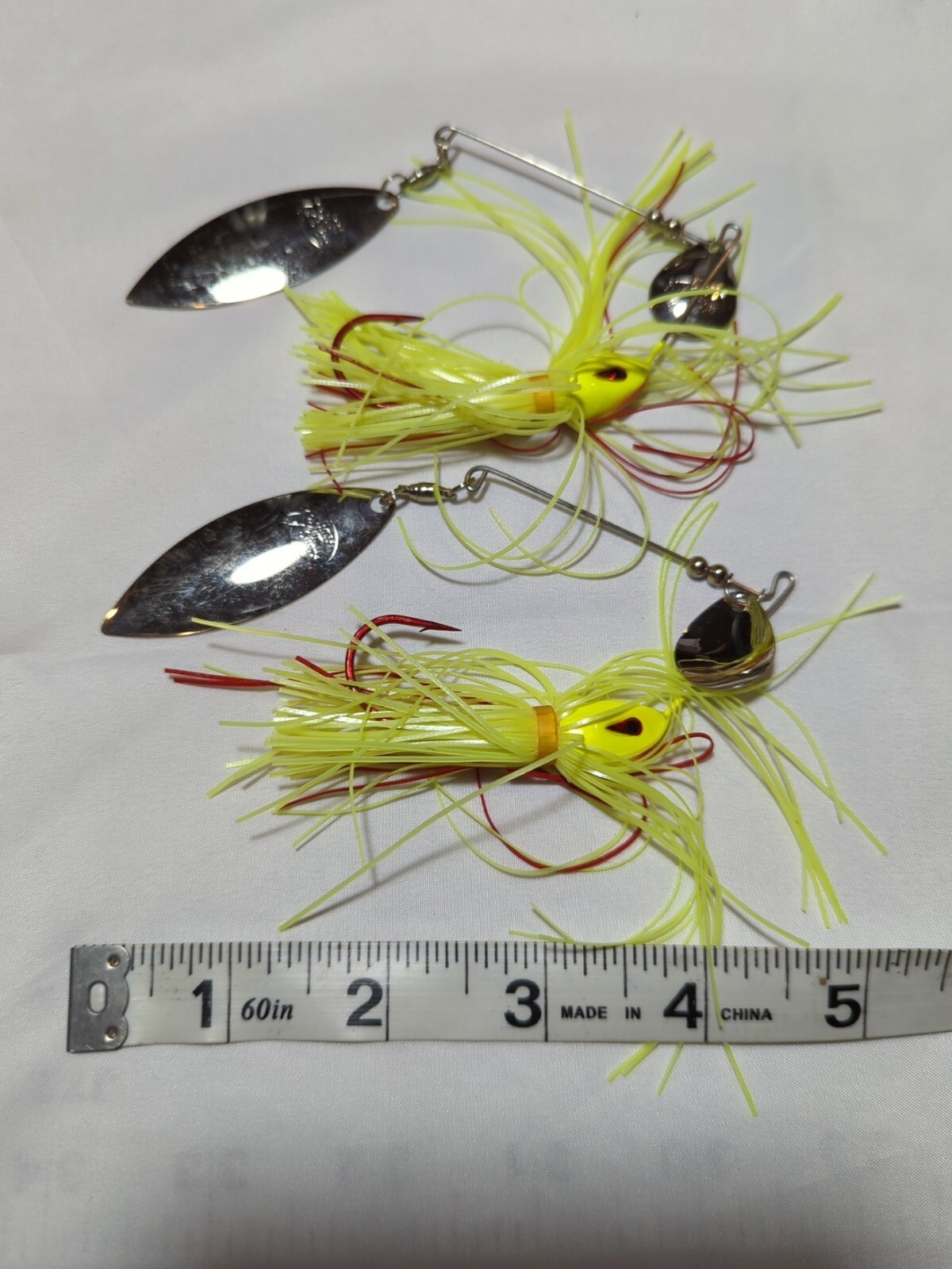 Lot of 16 Spinnerbait Buzzbait Fishing Lures With Plastic Case Incl. Bass Pro - Image 2