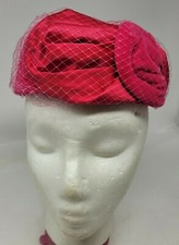 Pill Box Pink Velour & Satin Roses Netting Union Made In USA Vintage Excellent