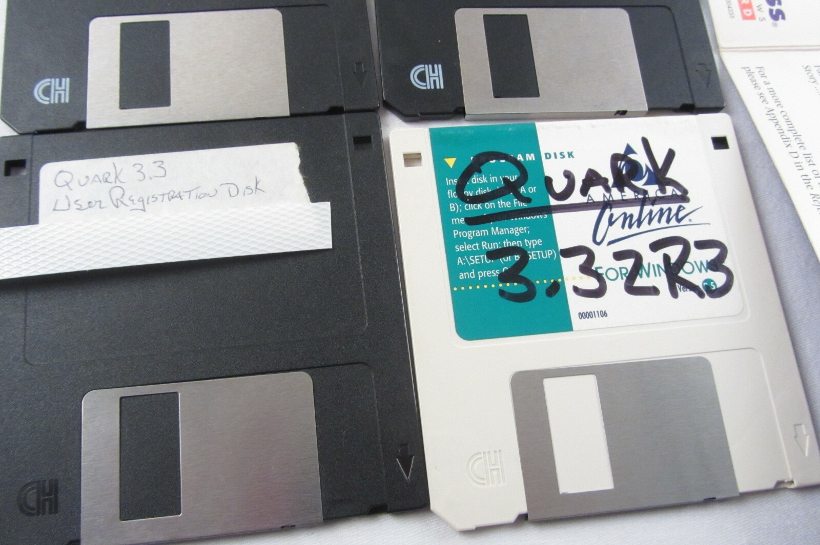 Disks Quark XPress 3.3, 3.31r5, 3.32r3, EFI Color XTension, Image IBM