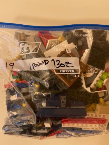 LEGOS Bricks Parts and Pieces Clean Genuine - 1 lb 13 oz Grab Bag - Picture 2 of 2