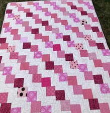 Pretty Pink  Cream "Falling Charm patchwork Quilt" Twin size 65" X 77"