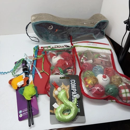 Cat Toys Bundle Lot Of over 20 Pieces Cat Items All New Christmas Presents