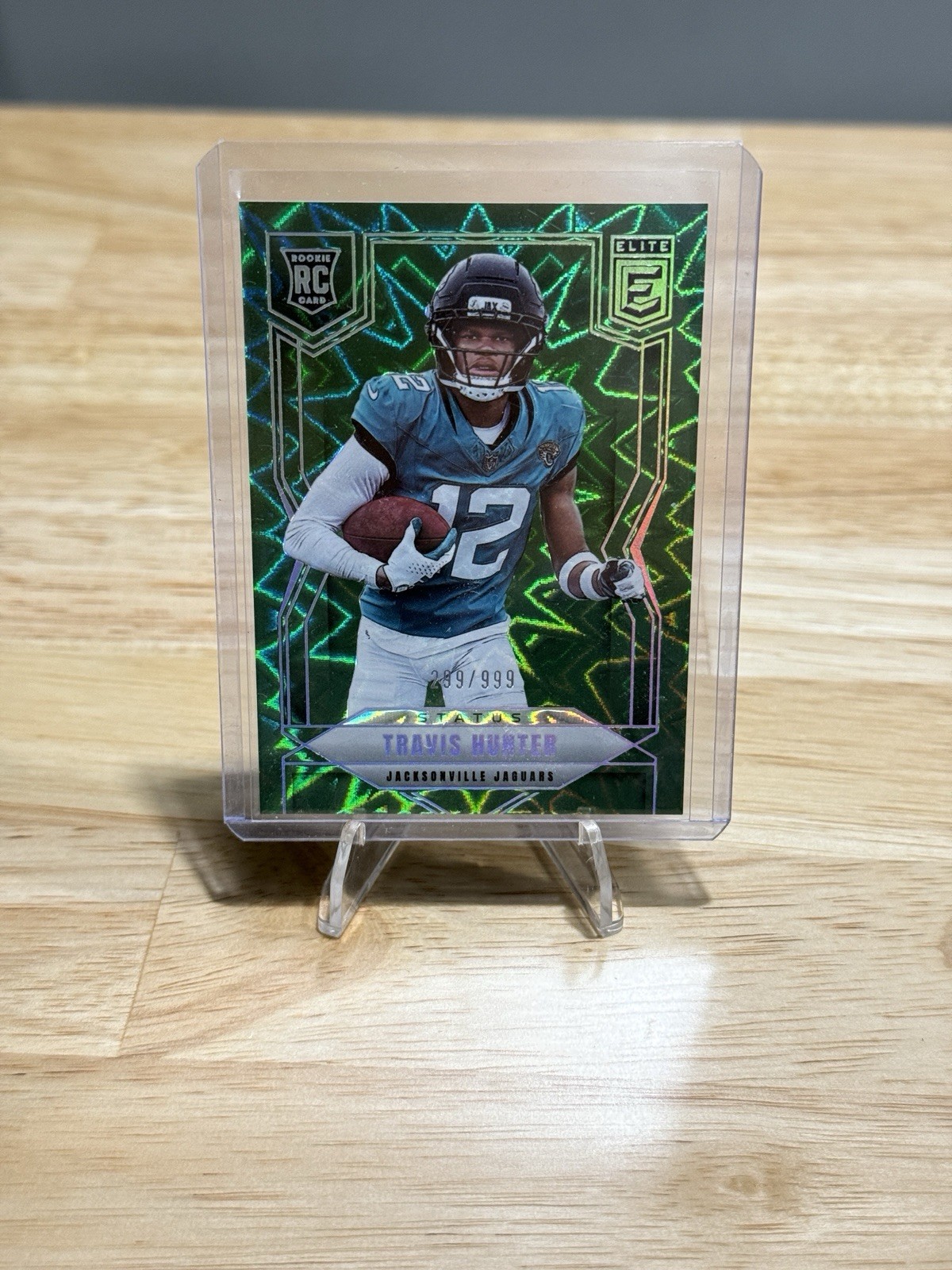 2025 Donruss Elite #114 Travis Hunter Status Explosion /999 Rookie RC