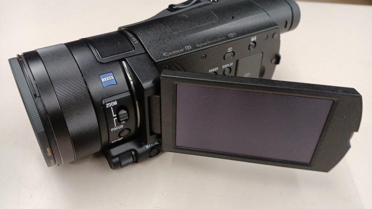 Sony FDR AX100 4K Handycam Camcorder 12x Optical Zoom Black Tested