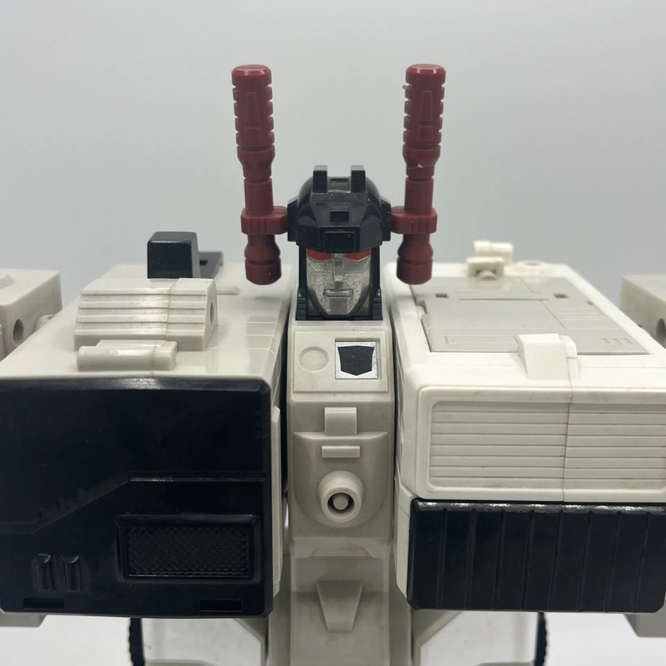 1985 G1 Metroplex & 86 G1 Galvatron Transformer Hasbro Action Figure, Voltron, - Image 4 of 4