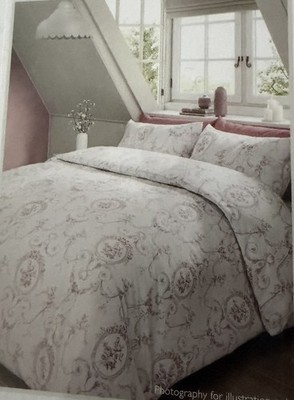 Cabbages & Roses DUVET COVER FLORAL TOILE Berry /White  London designed New