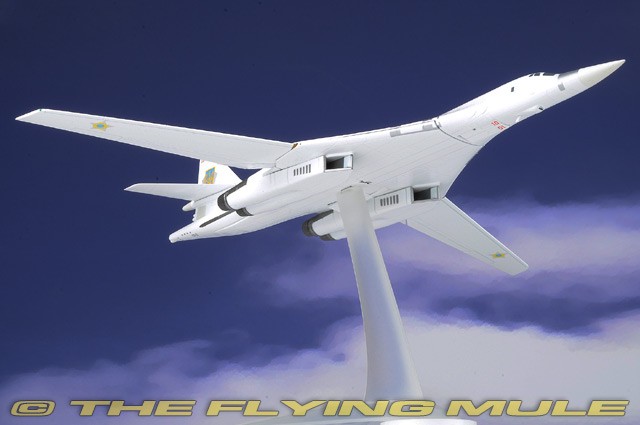 Herpa 1:200 Tu-160 Blackjack Ukrainian Air Force 184th Heavy